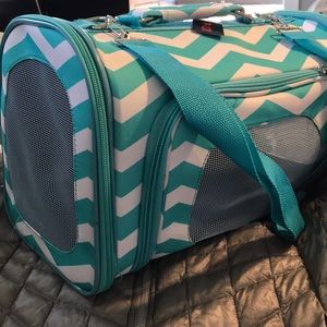 Small pet carrier-CUTE!!